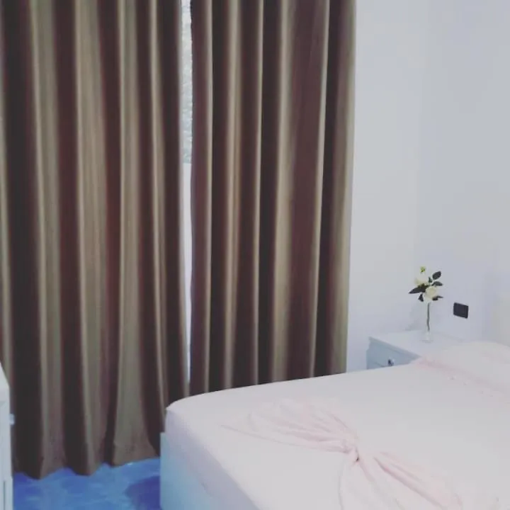 Juriki Apartament Влёра 0*,